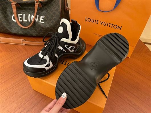 LOUIS VUITTON ARCHLIGHT TRAINERS   LVS097