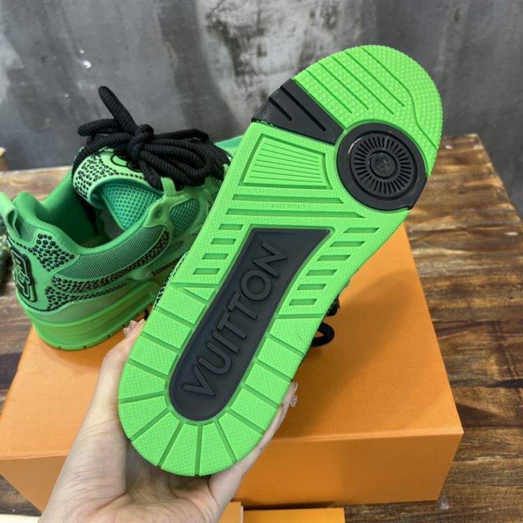 LOUIS VUITTON LVSK8 SNEAKER   LVS077