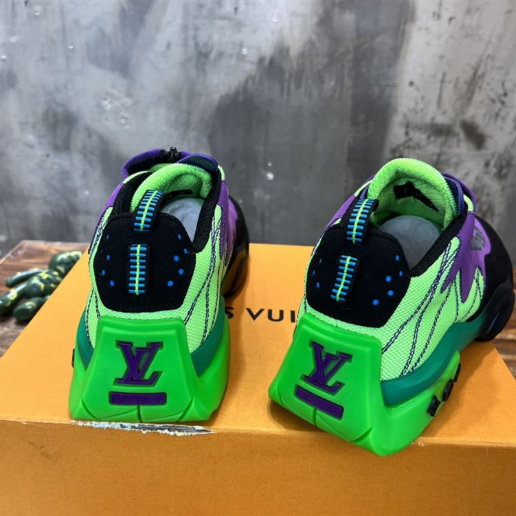 LOUIS VUITTON MILLENIUM SNEAKER   LVS067