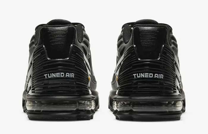 Air Max Plus 3  Just Do It  DJ6877-001