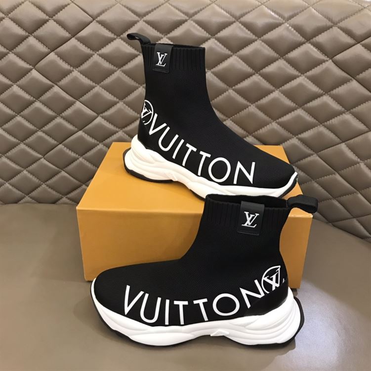 LOUIS VUITTON RUN 55 SNEAKER BOOT IN BLACK   LVS086
