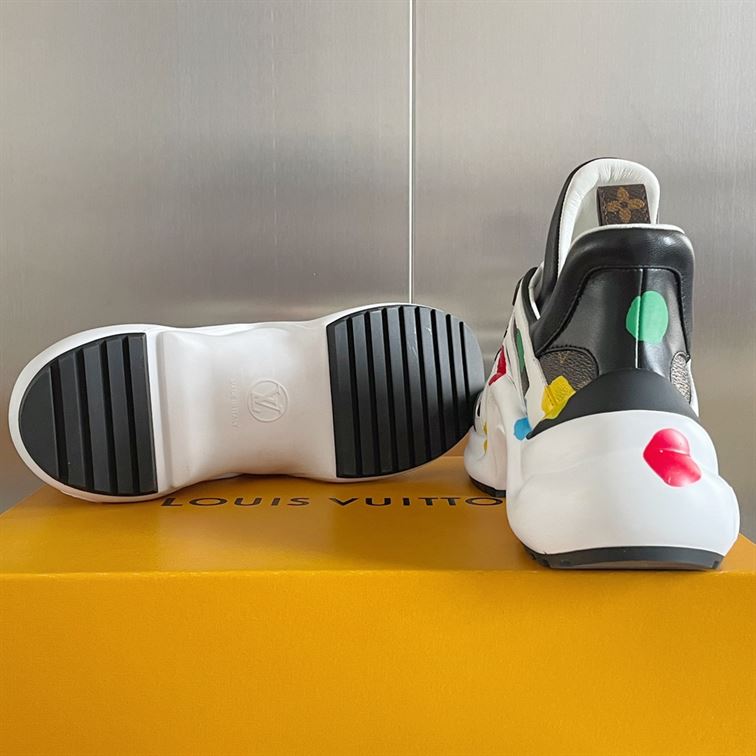 LOUIS VUITTON ARCHLIGHT TRAINERS   LVS101