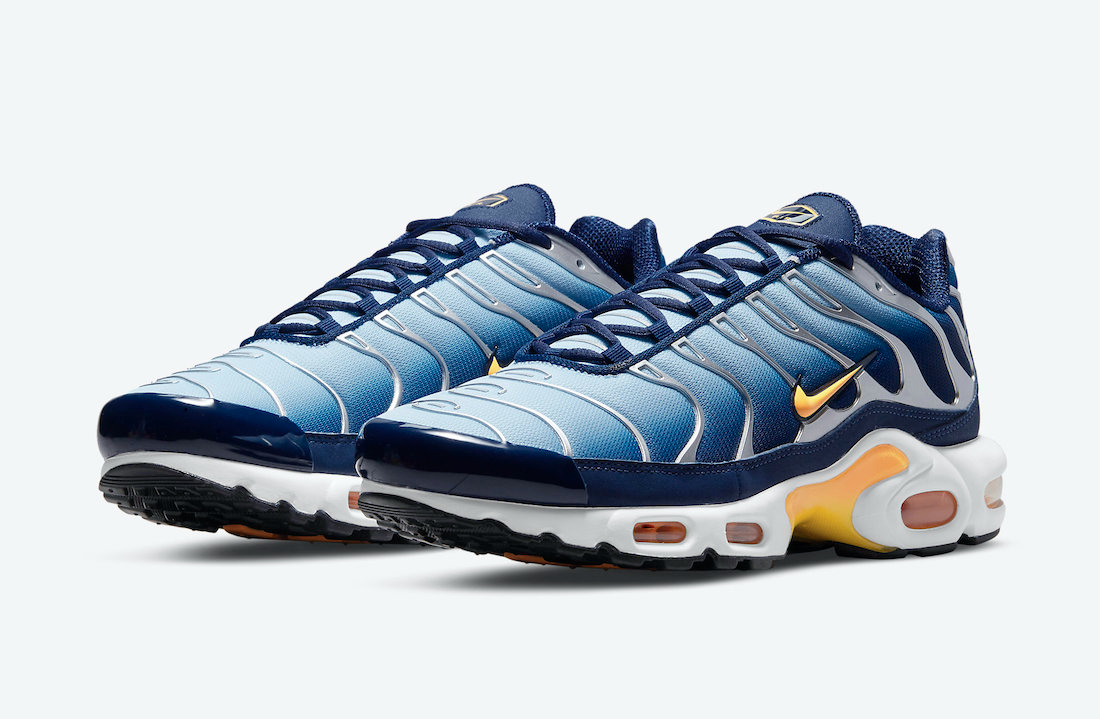 Air Max Plus  Blue Void Laser Orange  DM3530-400