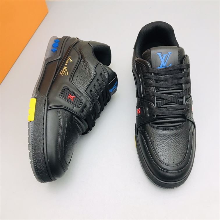 LOUIS VUITTON TRAINER SNEAKER   LVS127
