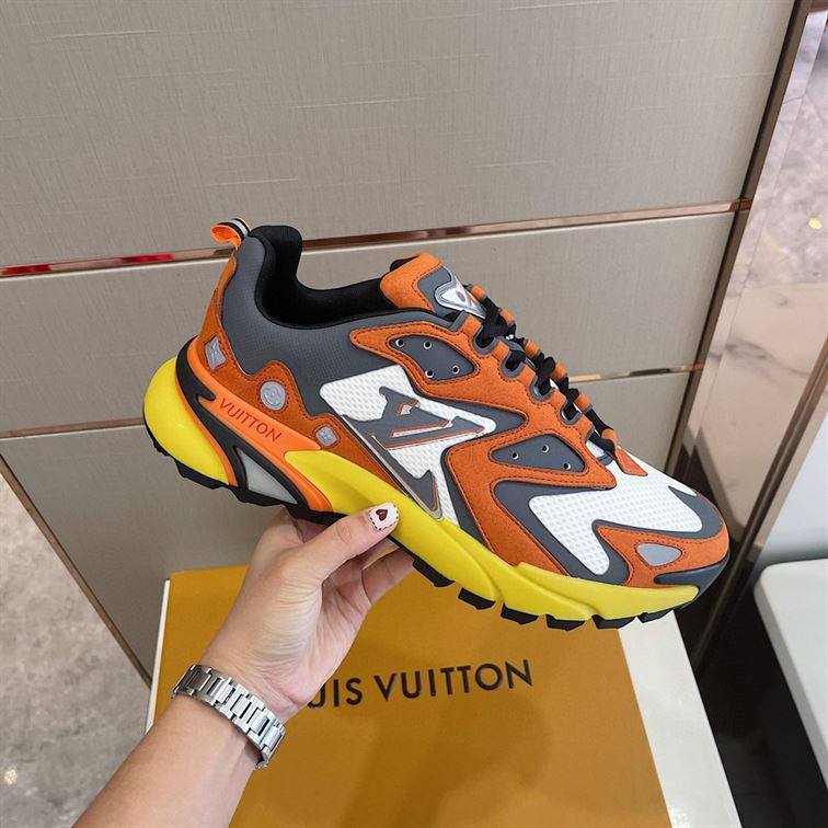 LOUIS VUITTON Dupe RUNNER TATIC SNEAKER   LVS027