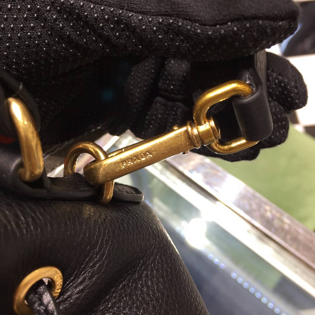 Best Replica Prada Leather Replica Bucket Bag(ColaReps)