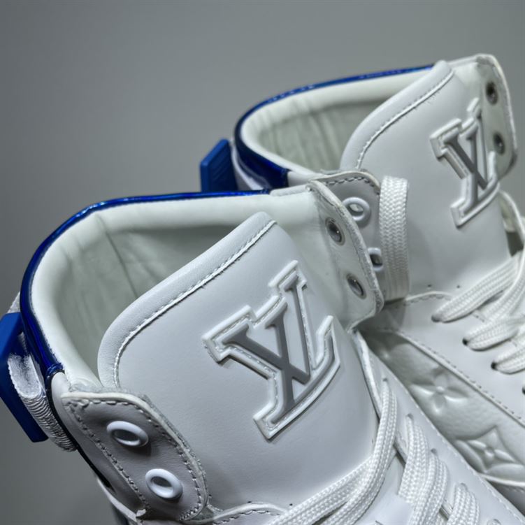 LOUIS VUITTON RIVOLI BOOTS   LVS105