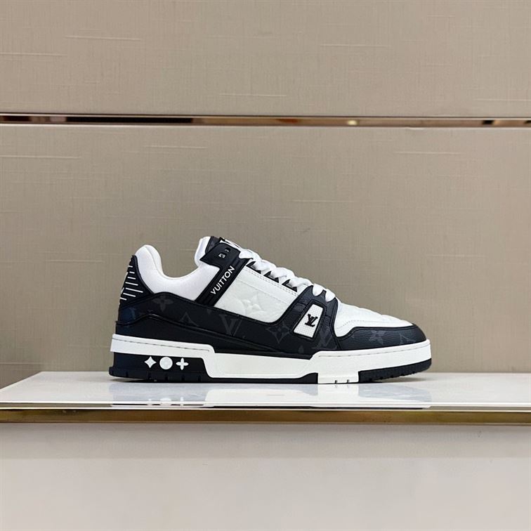 LOUIS VUITTON TRAINER WHITE BLACK WHITE   LVS018