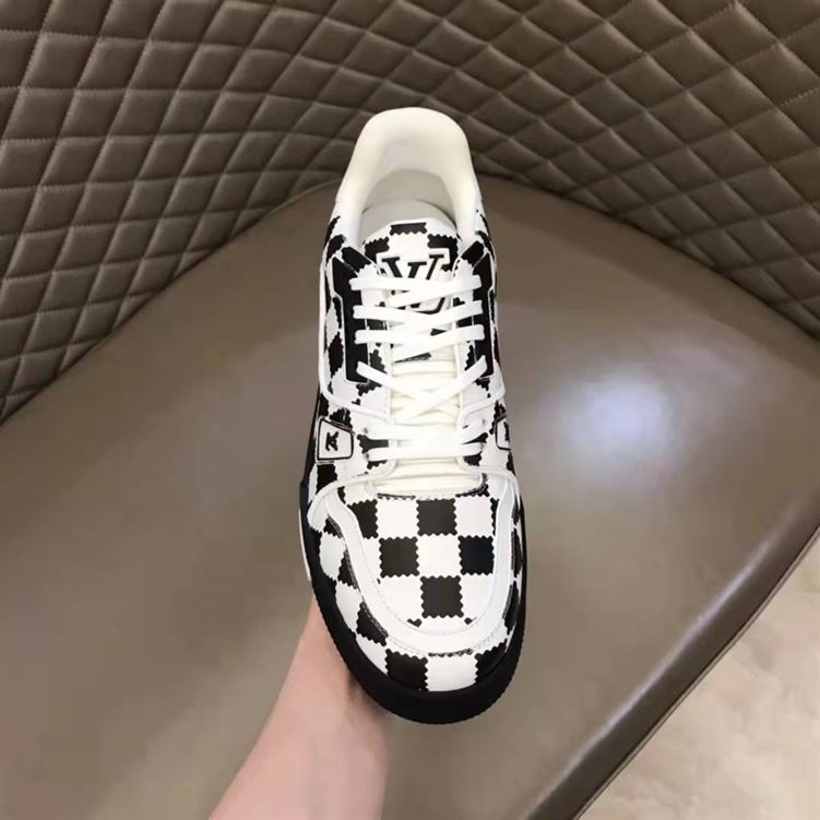 LOUIS VUITTON TRAINER SNEAKER BLACK WHITE DAMIER   LVS046
