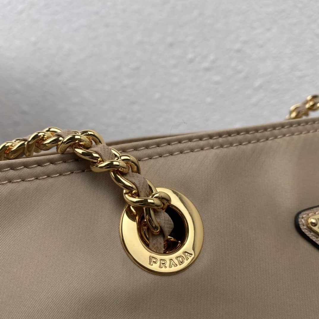 Prada Leather Chain Replica Shoulder Bag