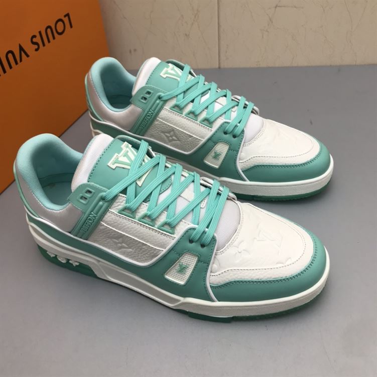 LOUIS VUITTON TRAINER SNEAKER   LVS122