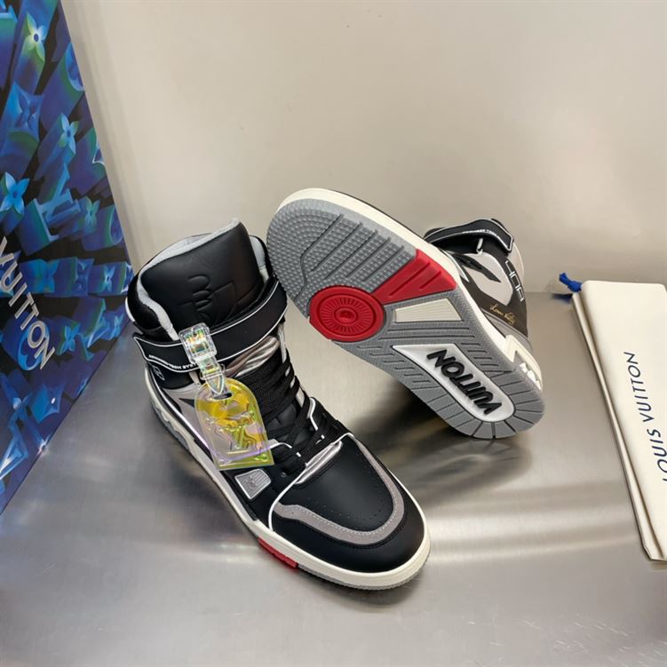 LOUIS VUITTON LV TRAINER SNEAKER BOOT   LVS068