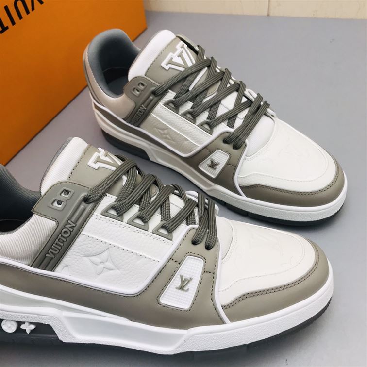 LOUIS VUITTON TRAINER SNEAKER   LVS123