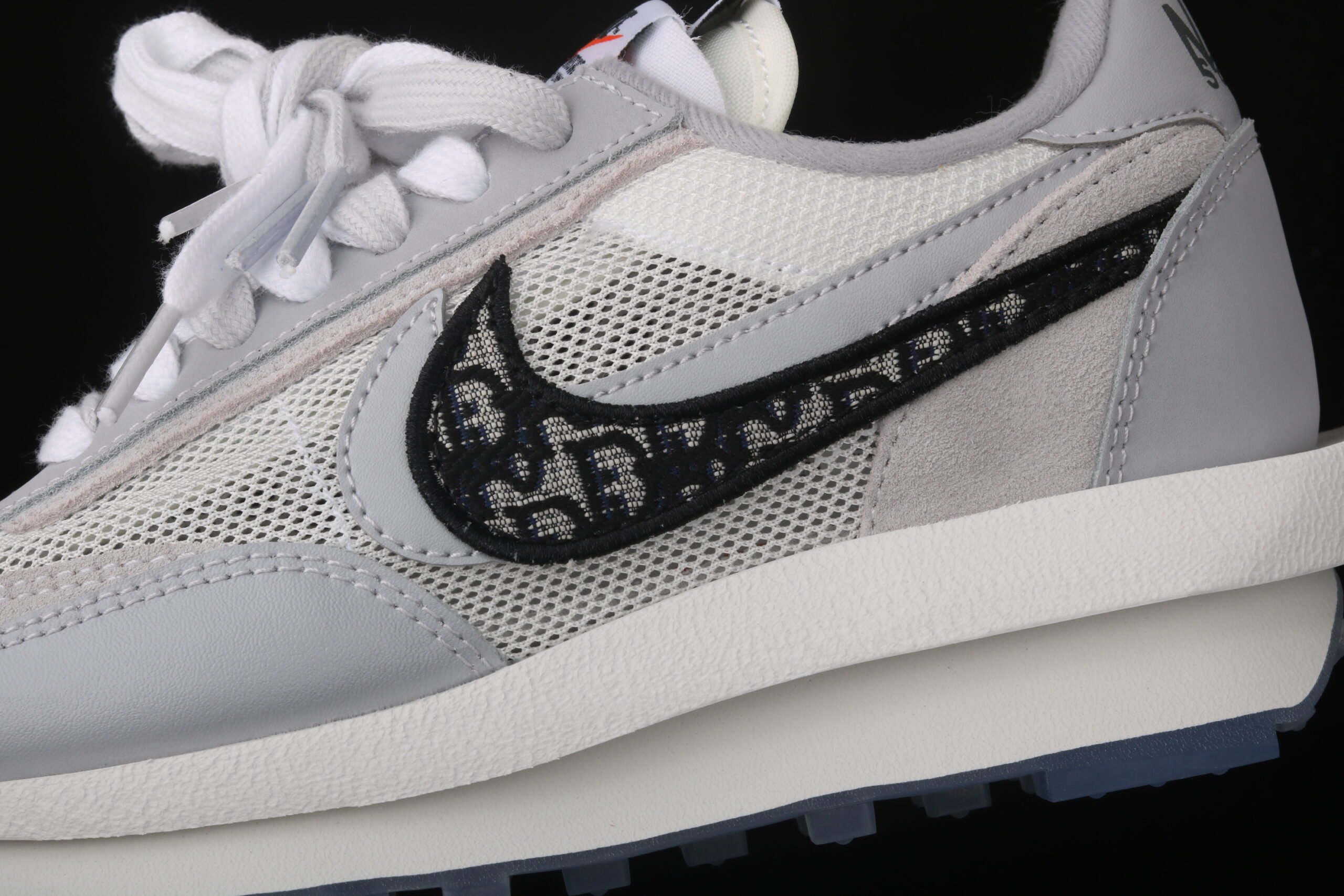 Dior x Sacai x Nk LVD Waffle Daybreak, Swoosh Silver