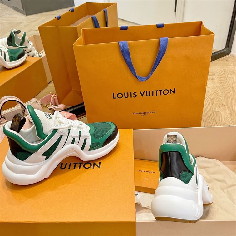 LOUIS VUITTON ARCHLIGHT TRAINERS   LVS099