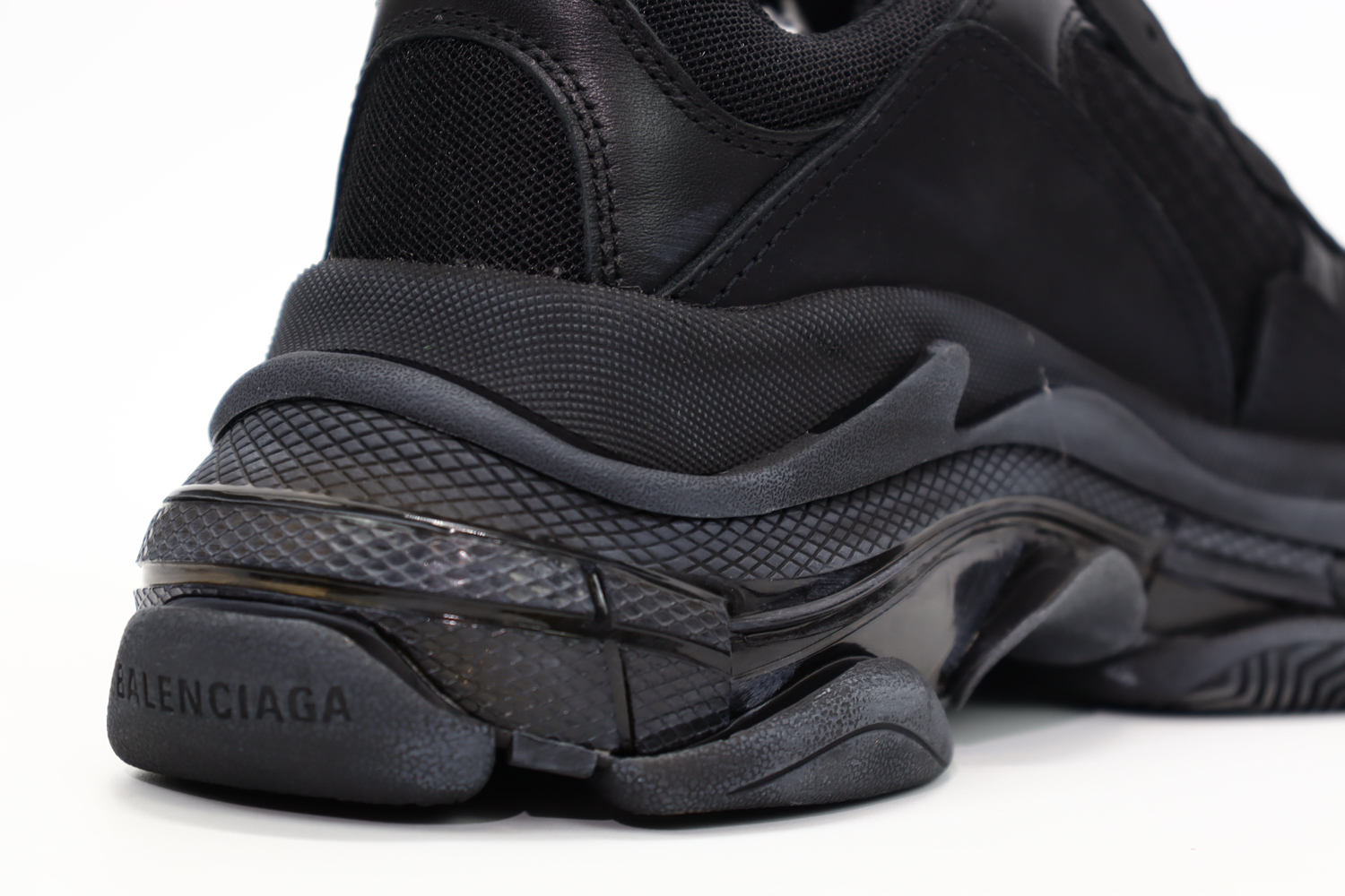 Balenciaga Triple S Black Replica