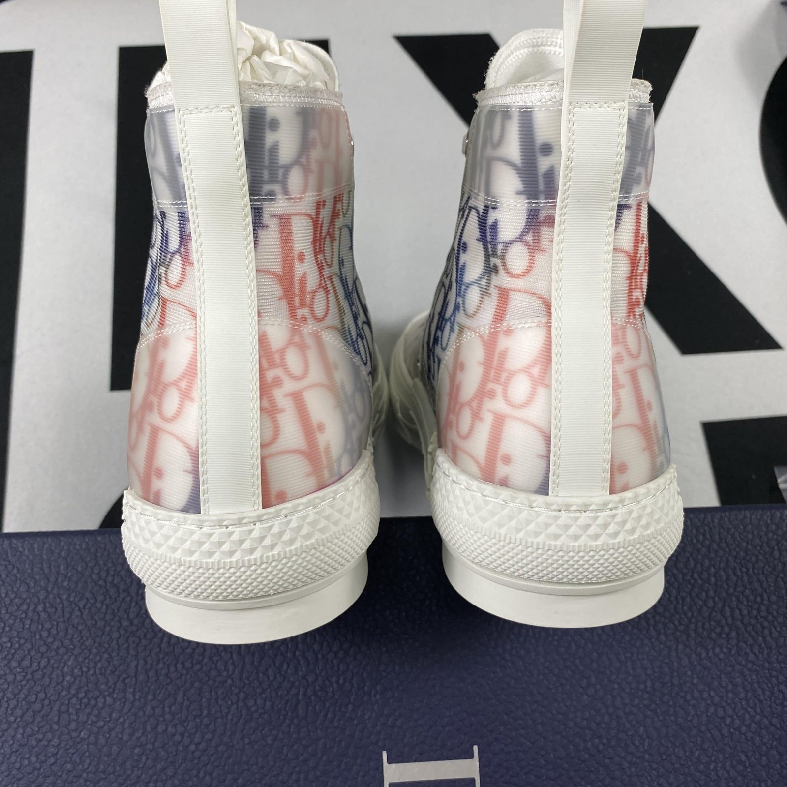 Dior B23 High Top Sneaker 14