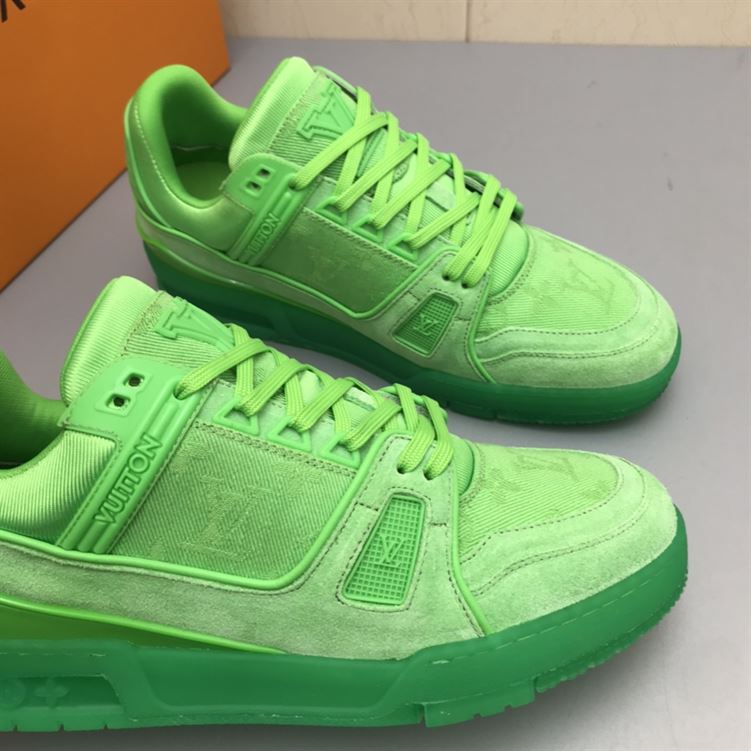 LV Shoes Replica TRAINER SNEAKER   LVS128
