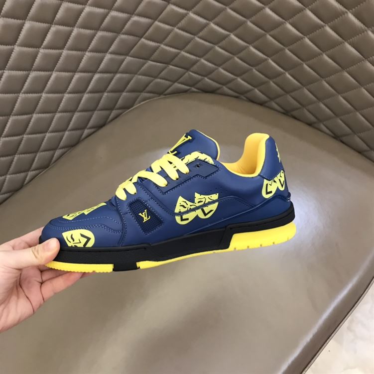 LOUIS VUITTON TRAINER SNEAKER   LVS075