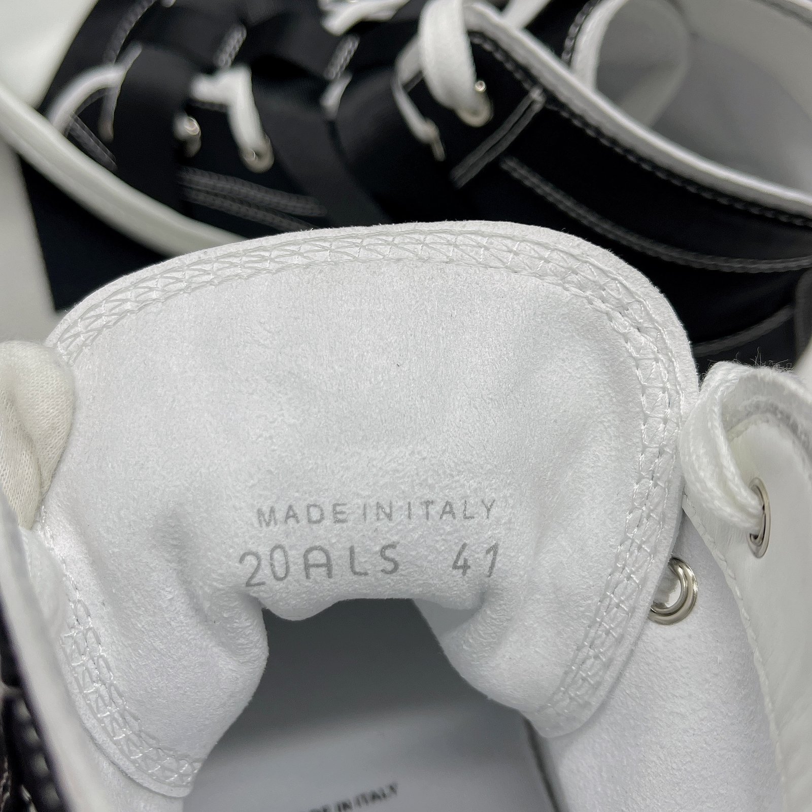 Dior B23 High Top Sneaker 12