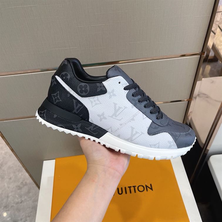 LOUIS VUITTON RUN AWAY SNEAKER   LVS007