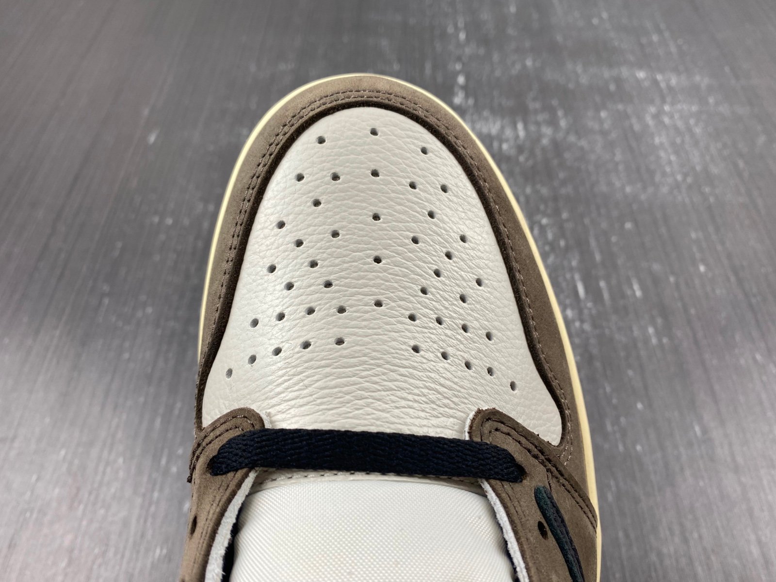 Jordan 1 Retro High Travis Scott Mocha Extended size 14