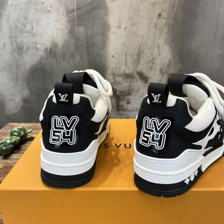 LOUIS VUITTON LVSK8 SNEAKER   LVS079