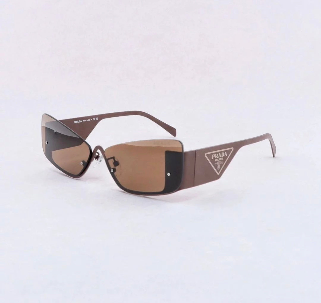 Prada sunglass replicas