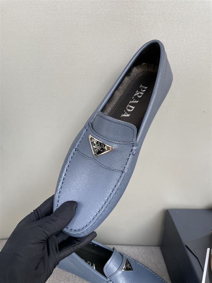 PRADA SAFFIANO LEATHER DRIVER   PRS037