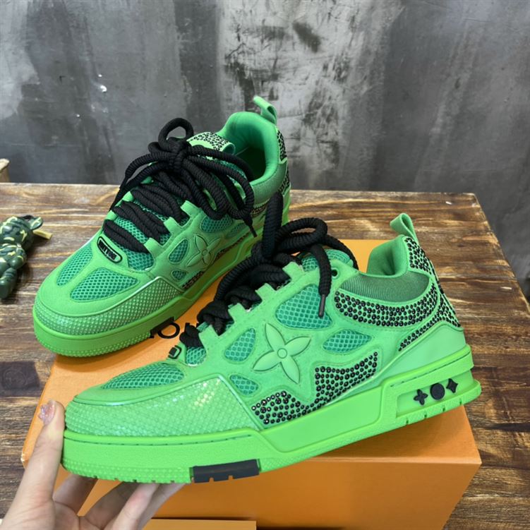 LOUIS VUITTON LVSK8 SNEAKER   LVS077