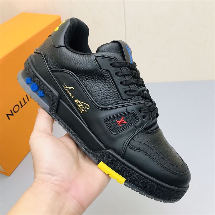 LOUIS VUITTON TRAINER SNEAKER   LVS127