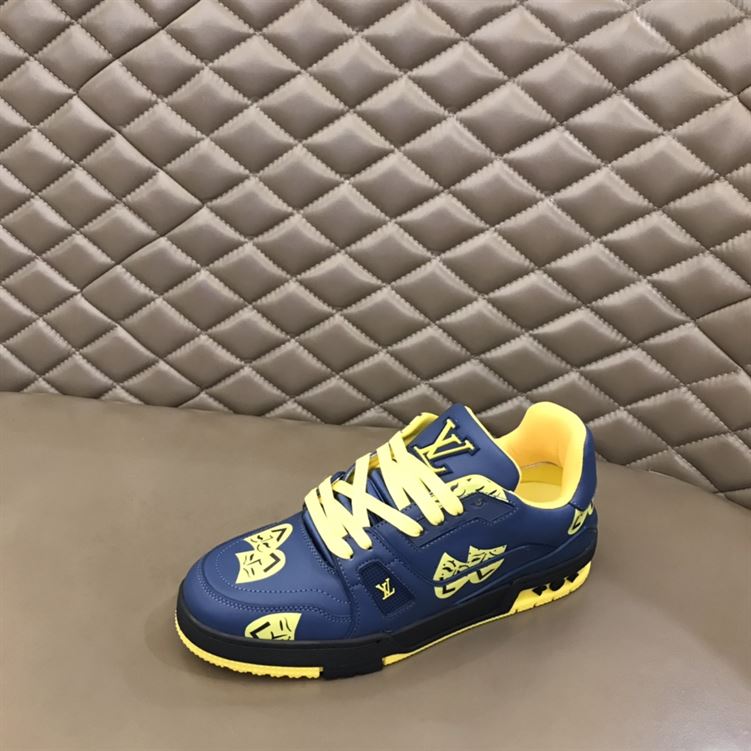 LOUIS VUITTON TRAINER SNEAKER   LVS075