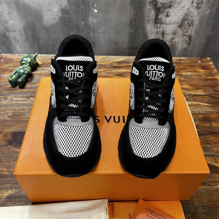 LOUIS VUITTON RUN AWAY SNEAKER   LVS050
