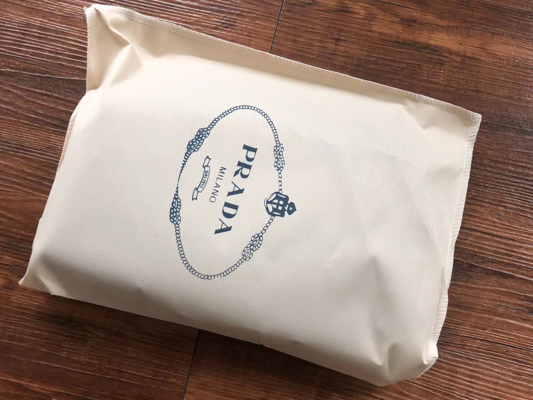 Prada Bag Dupe Bag(ColaReps)