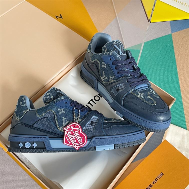 LOUIS VUITTON X NIGO TRAINER SNEAKERS IN BLUE   LVS005