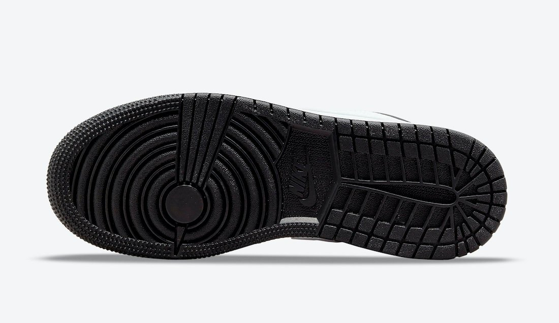 Air Jordan 1 Low GS  Chicago Home  553560-160