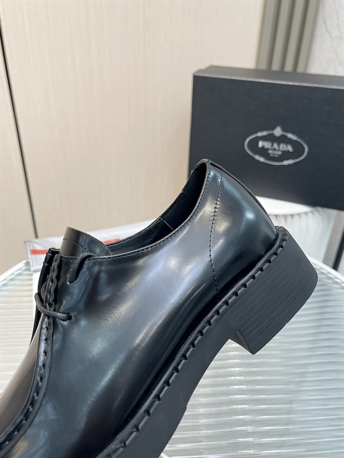 PRADA MONOLITH BRUSHED LEATHER LACE-UP SHOES   PRS039