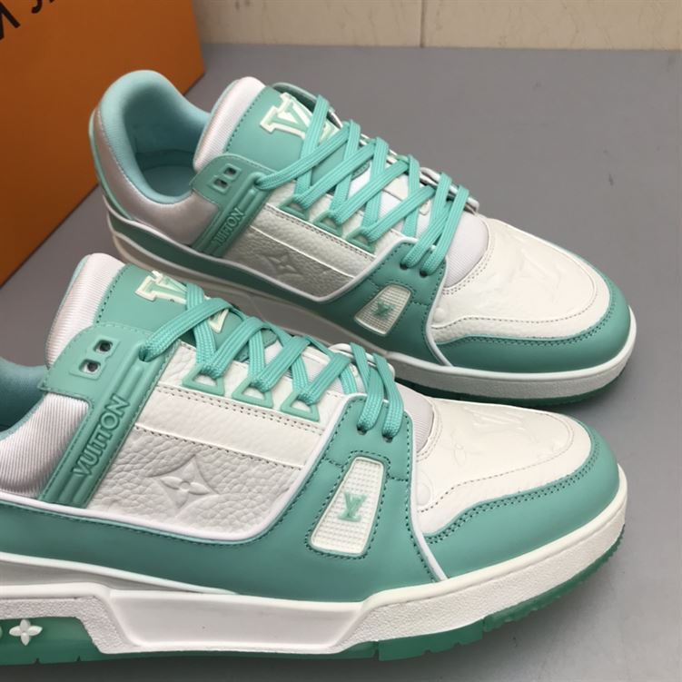 LOUIS VUITTON TRAINER SNEAKER   LVS122