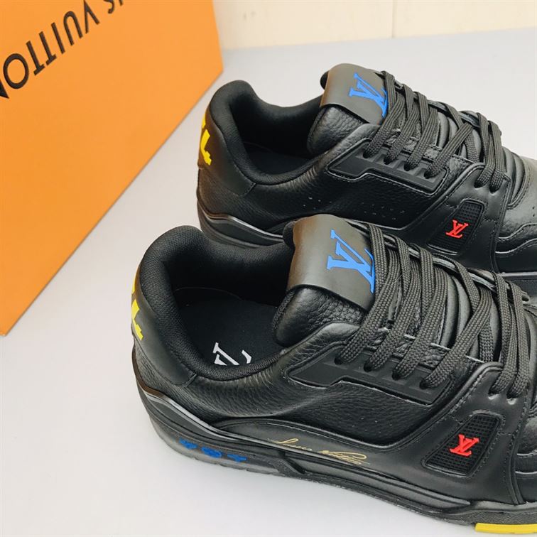 LOUIS VUITTON TRAINER SNEAKER   LVS127