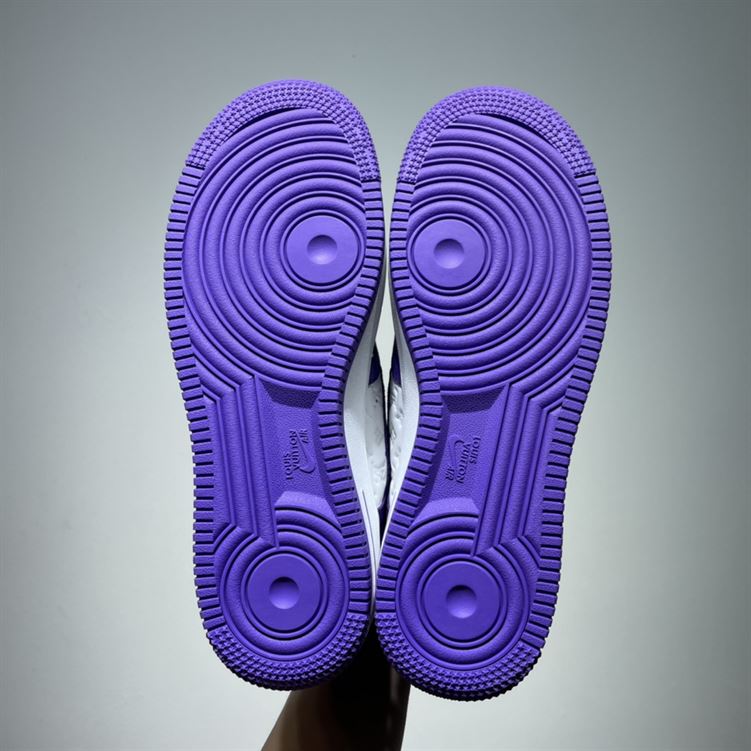 LOUIS VUITTON X NIKE AIR FORCE 1 LOW-TOP SNEAKERS   LVS138