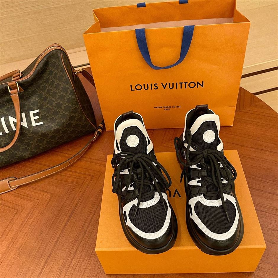 LOUIS VUITTON ARCHLIGHT TRAINERS   LVS097