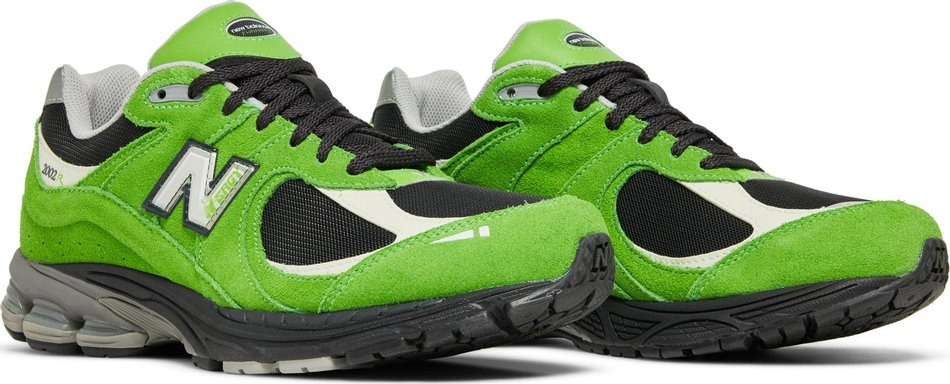 2002R  Good Vibes Pack  M2002RGZ