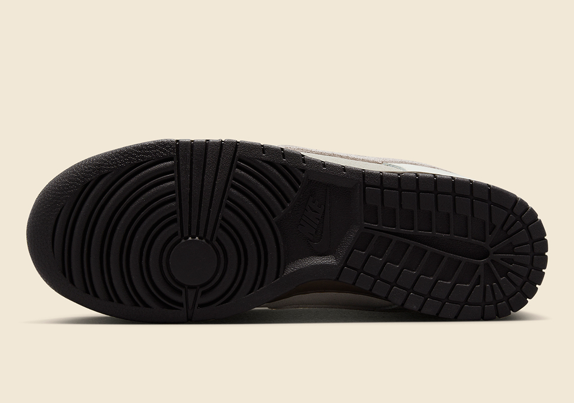 Dunk Low  Ironstone  FD9746-001