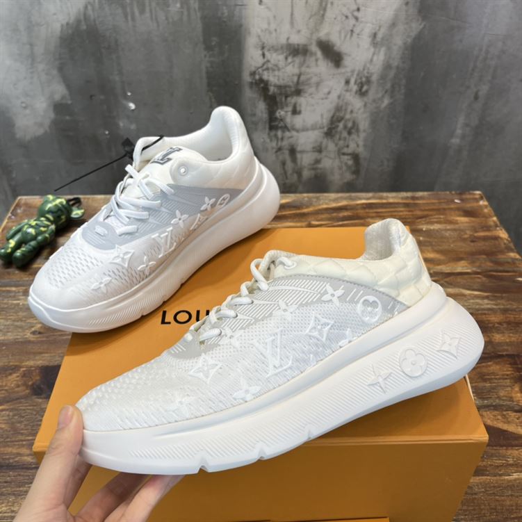 LOUIS VUITTON SHOW UP SNEAKER   LVS088