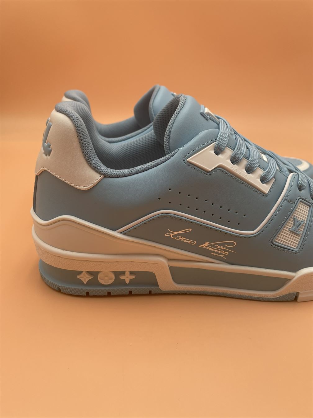 LOUIS VUITTON TRAINER SNEAKER BLUE   LVS125