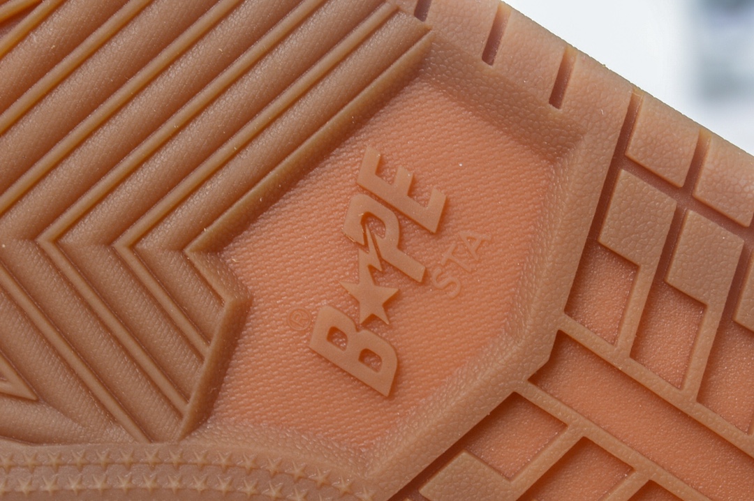 A Bathing Ape Bape SK8 Sta Wheat Red