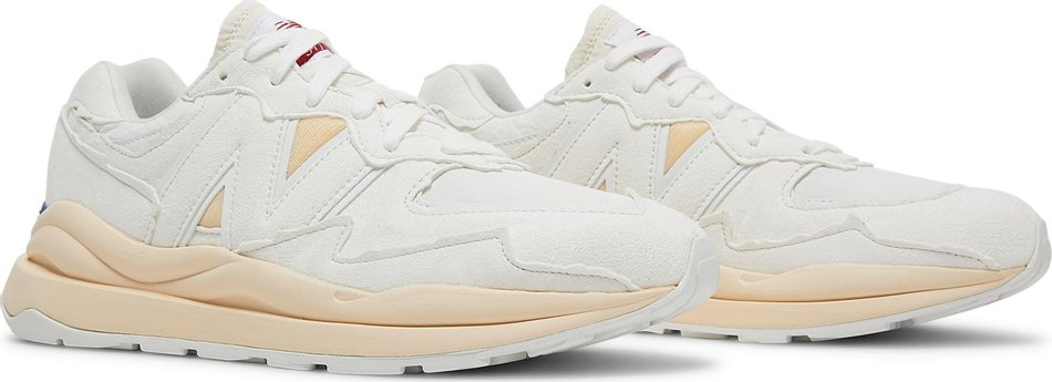 57/40  Refined Future Protection Pack  M5740DMP