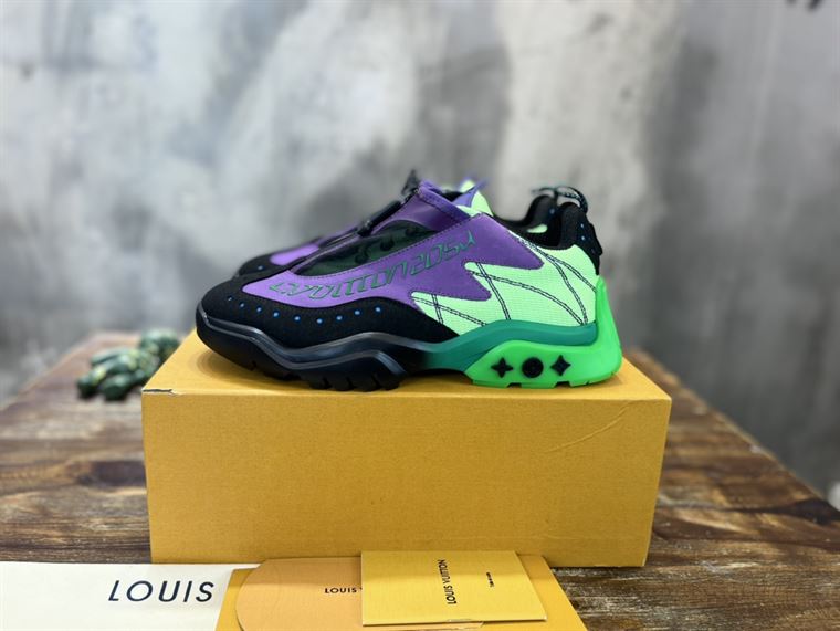 LOUIS VUITTON MILLENIUM SNEAKER   LVS067