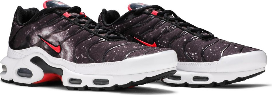 Air Max Plus  Supernova 2020  CW6019-001
