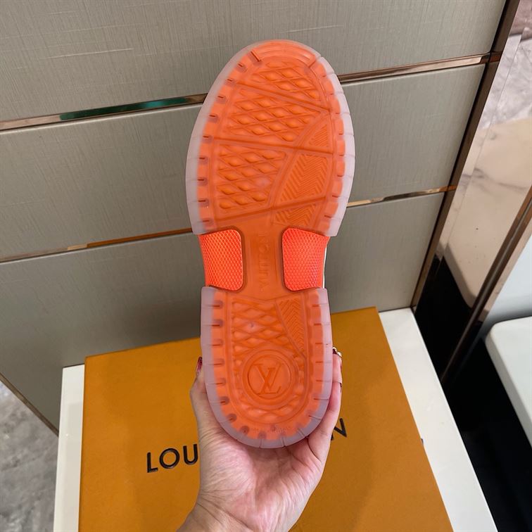 LOUIS VUITTON A VIEW SNEAKER WHITE   LVS082